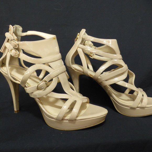 NINE WEST size 8 m high heel shoes, imperfections